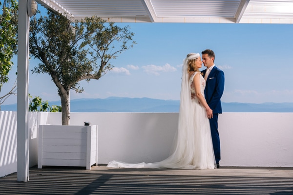 Ρομαντικός γάμος στη Σκιάθο | Ελένη & Γιάννης