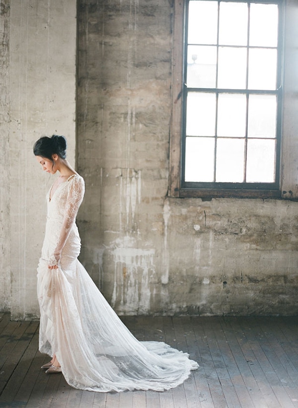 Lace-wedding-dress