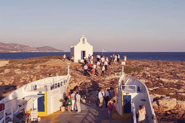 ελληνικος-destination-γαμος-σε-ferry-boat
