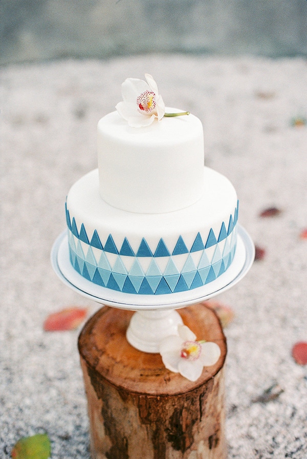 wedding-cake-blue