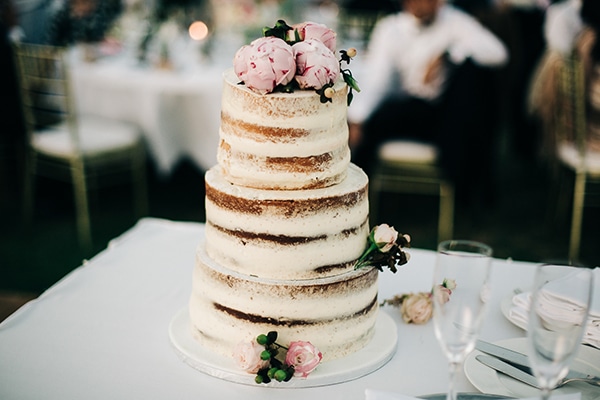 Naked rustic wedding cake