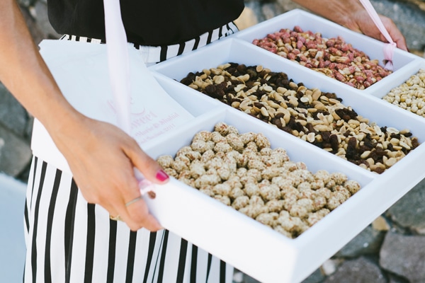 Healthy snacks for your wedding guests