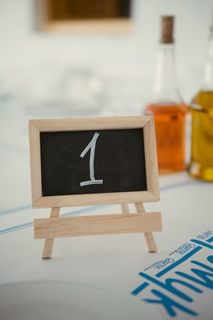 Table numbers – mini chalk boards
