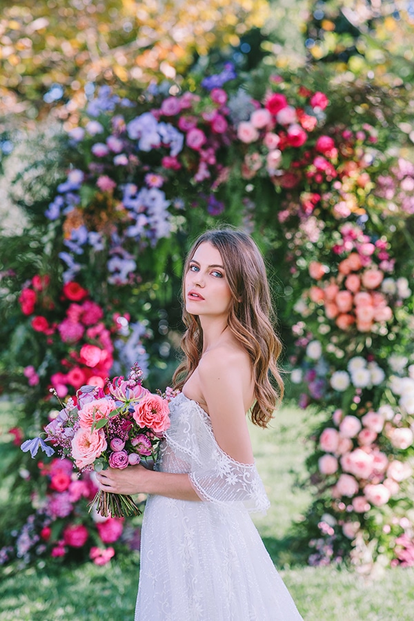 lavish-bridal-shoot-prettiest-flowers_03