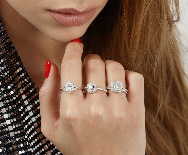 beautiful-impressive-engagement-rings_03