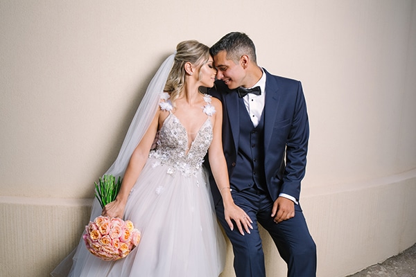 romantic-summer-wedding-athens-roses-coral-hues_00