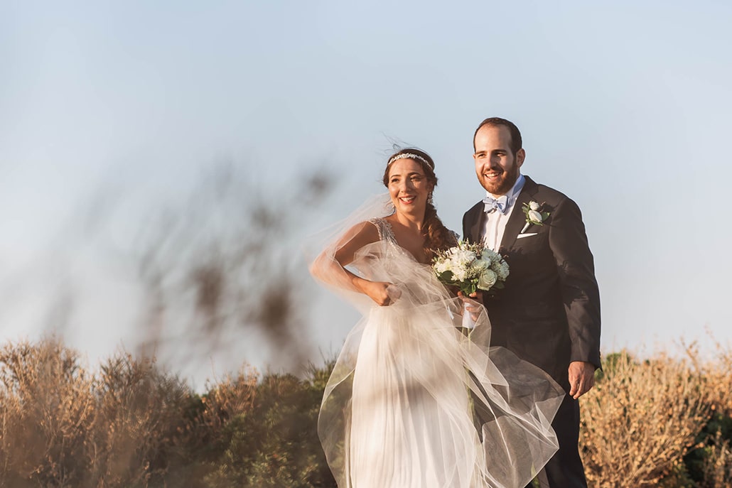 Καλοκαιρινός γάμος στο Κτήμα Λαας με πρασινάδα και λευκά άνθη | Χριστίνα & Δημήτρης