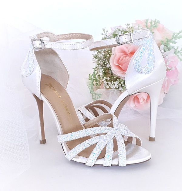 unique-chic-shoes-bridal-look-bilero_11