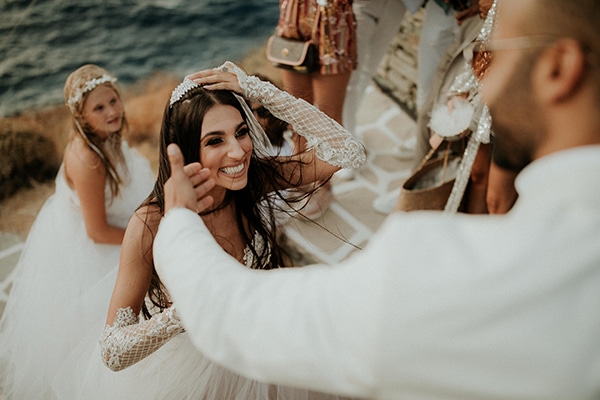 summer-chic-wedding-sifnos-island-olive-bougainvillea_21