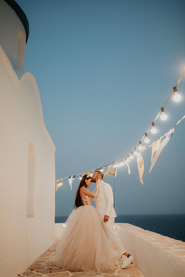 summer-chic-wedding-sifnos-island-olive-bougainvillea_37