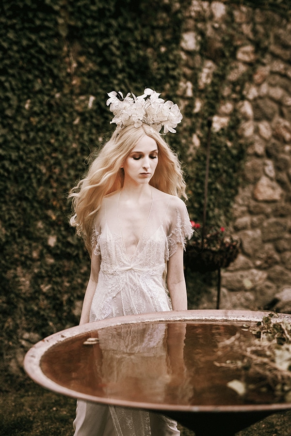 styled-shoot-lunaria-pale-colors_14