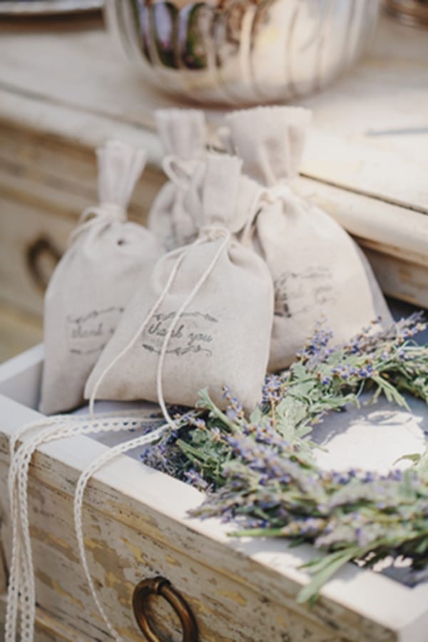 gorgeous-favors-with-lavender_03.