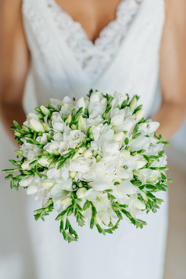 the-most-beautiful-white-bridal-bouquets_07.
