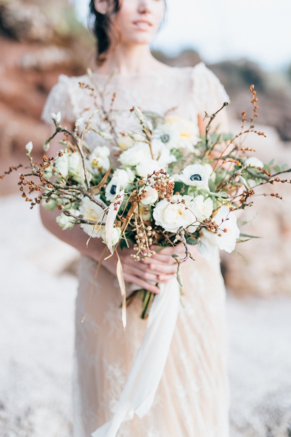 the-most-beautiful-white-bridal-bouquets_09.