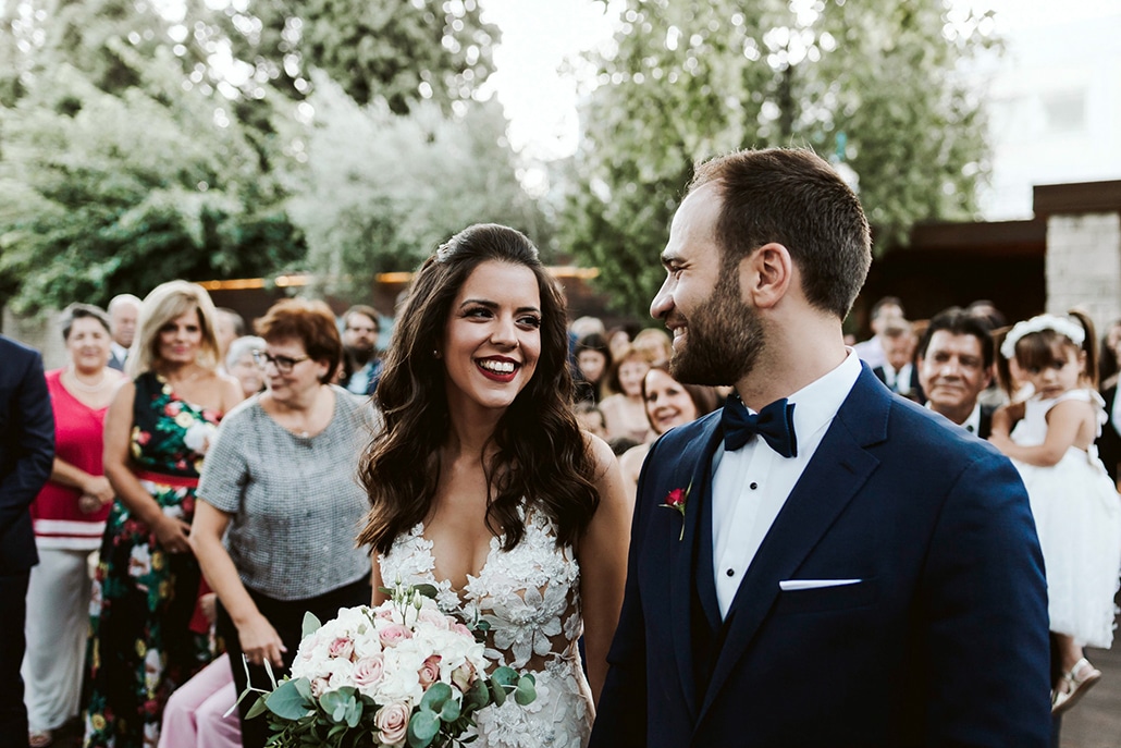 Φθινοπωρινός πολιτικός γάμος στην Αθήνα με ρομαντικές λεπτομέρειες και ροζ πινελιές │ Σταυρούλα & Γιώργος