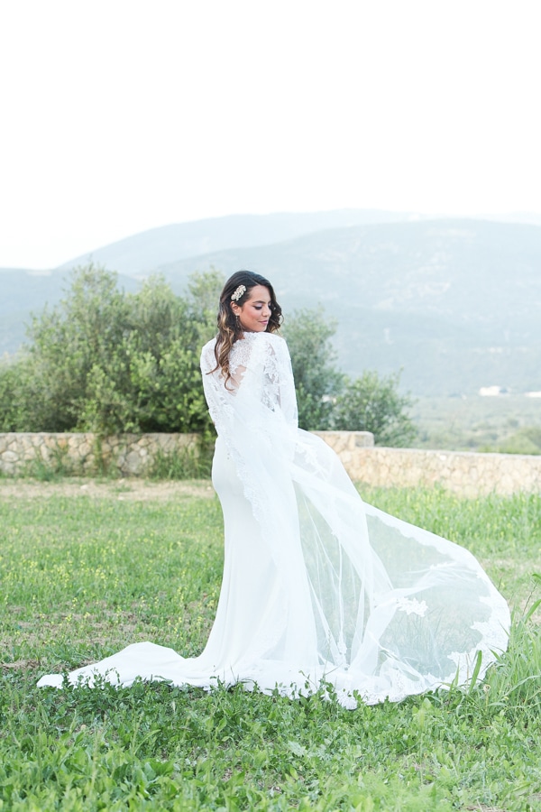 beautiful-summer-wedding-Kefalonia-fuchsia-details-_11x