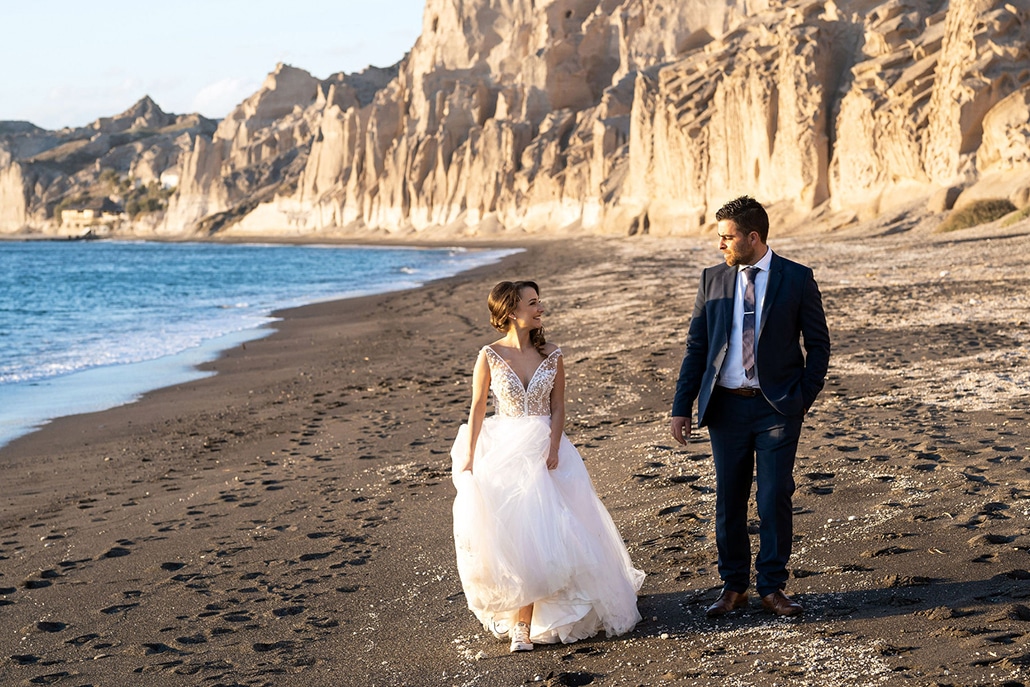 Dusty blue φθινοπωρινός γάμος στην Σαντορίνη │ Σπυριδούλα & Αριστομένης