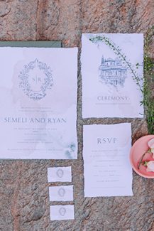 Minimal προσκλήσεις γάμου από Atelier Invitations