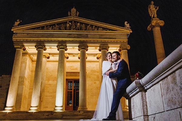 beautiful-winter-wedding-athens-red-roses-romantic-atmosphere_13x