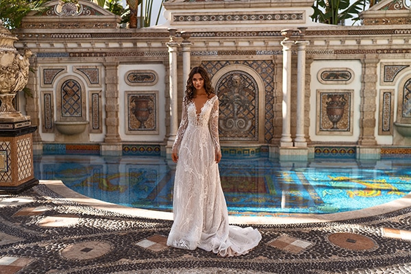 Καθηλωτικά νυφικά φορέματα από Aria Bride για μια εντυπωσιακή νυφική εμφάνιση