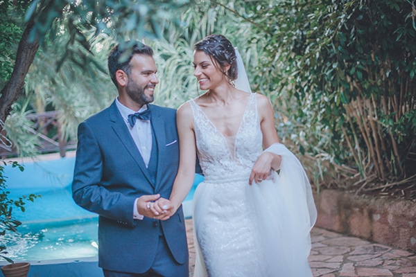 Καλοκαιρινός γάμος στην Αθήνα με ρομαντικές πινελιές│ Τζίνα & Κώστας