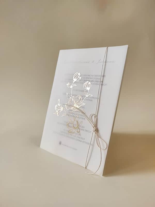Elegant προσκλήσεις γάμου από Charisis Lux Prints με χρυσές λεπτομέρειες
