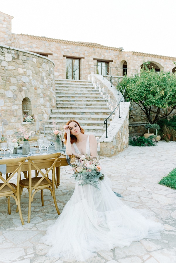 dreamy-styled-shoot-pyrgos-petreza-roses-other-unique-flowers-grey-coral-hues_20x