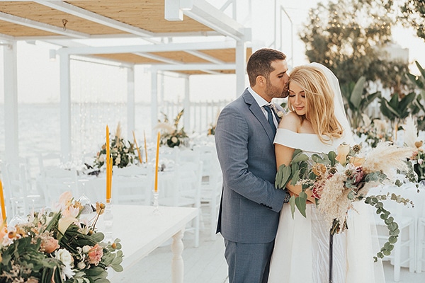 Bohemian – chic γάμος στην Κύπρο με pampas grass και ροζ τριαντάφυλλα │Παντελίνα & Γιώργος