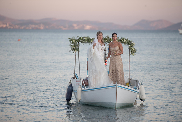 summer-wedding-athens-olive-leaves-white-roses_02x
