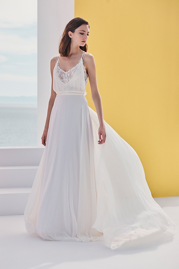 ethereal-bridal-dresses-vasia-tzotzopoulou-ultra-romantic-bridal-look-collection_25