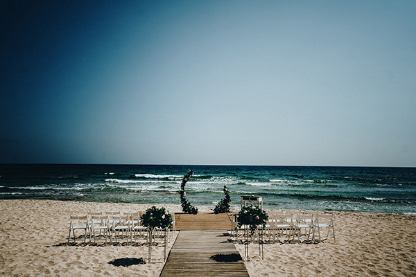 outdoor-summer-wedding-cyprus_13x
