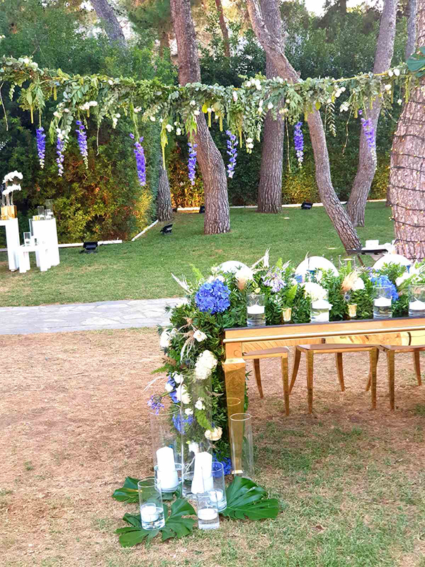 boho-chic-wedding-lake-vouliagmeni-impressive-flowers-pampas-grass-hydrangeas-orchids_07