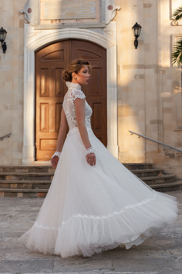 stylish-wedding-gowns-you-are-going-to-love_15