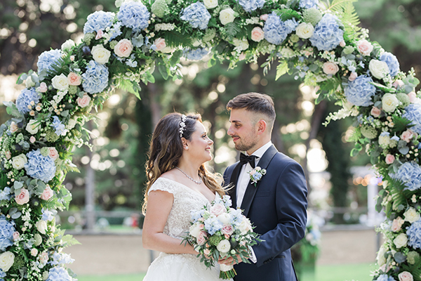 romantic-wedding-thessaloniki--roses-hydrangeas_27