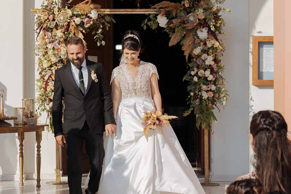 Ένας υπέροχος γάμος στη Λεμεσό με μποέμ πινελιές│ Άντρια & Μάριος