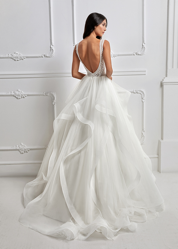 flowy-wedding-dresses-romantic-bridal-look_08