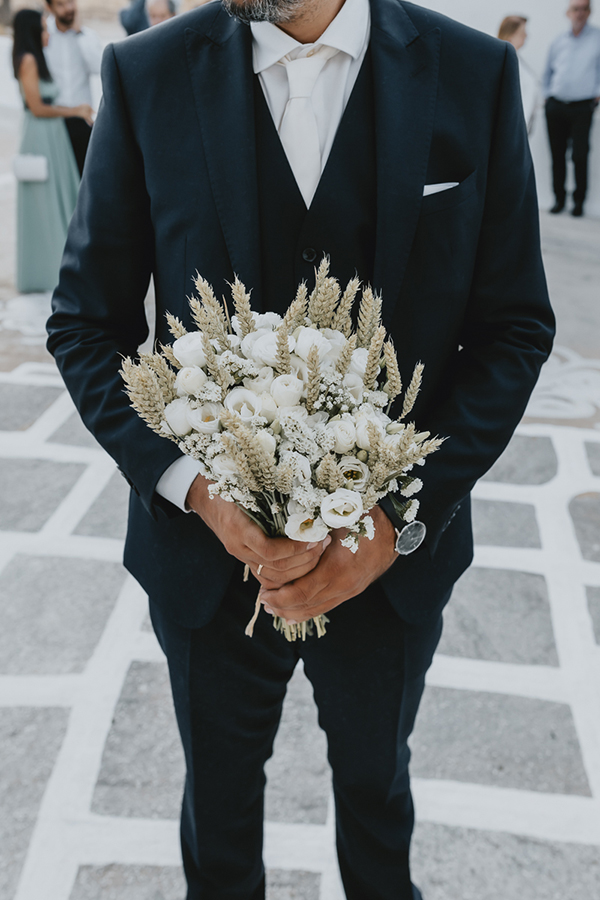 island-wedding-serifos-island-white-dried-cobs-flowers_15