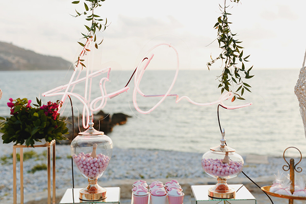 beautiful-wedding-mani-mediterranean-vibes-fuchsia-hues_17