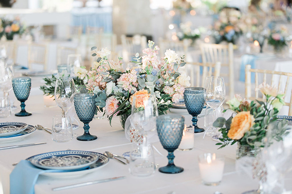 romantic-corfu-wedding-stunning-florals-orange-blue-hues_48