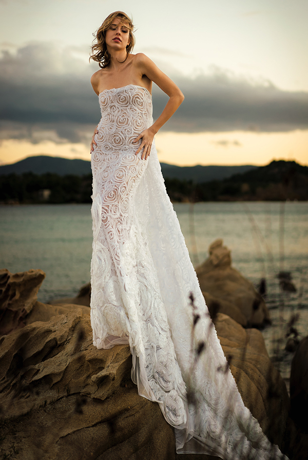 the-utterly-bridal-look-flowy-wedding-dresses_10