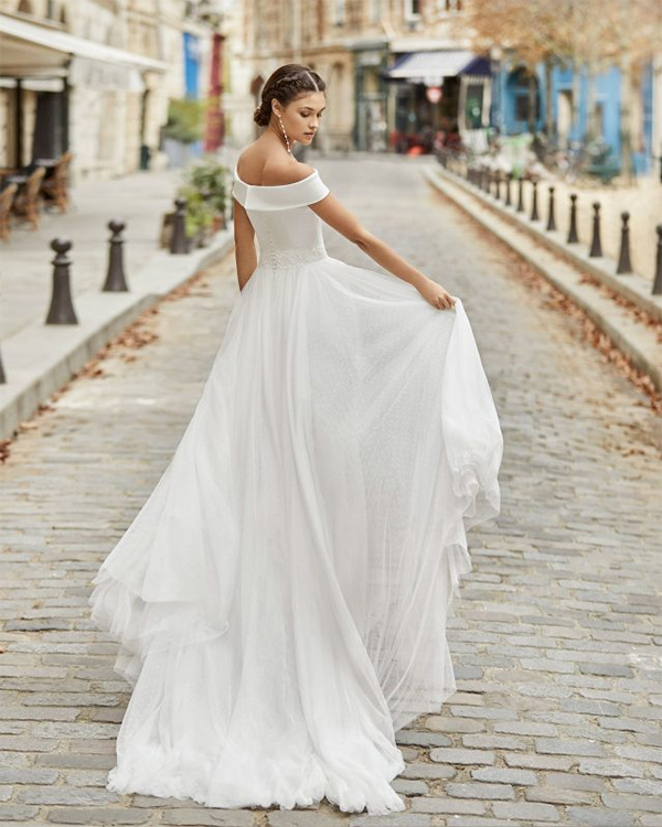 flowy-wedding-dresses-mesmerizing-bridal-look_02