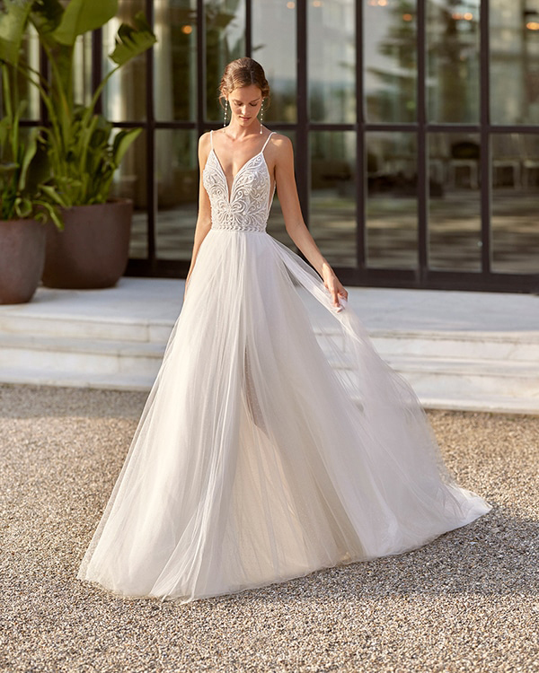 flowy-wedding-dresses-mesmerizing-bridal-look_05