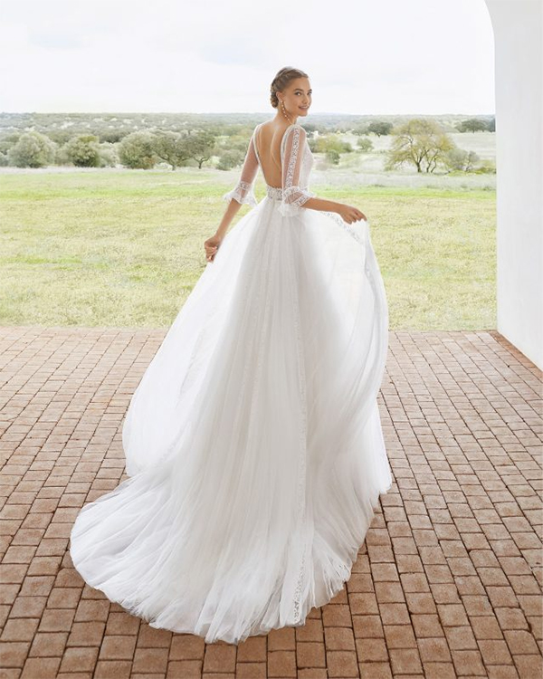 flowy-wedding-dresses-mesmerizing-bridal-look_06x