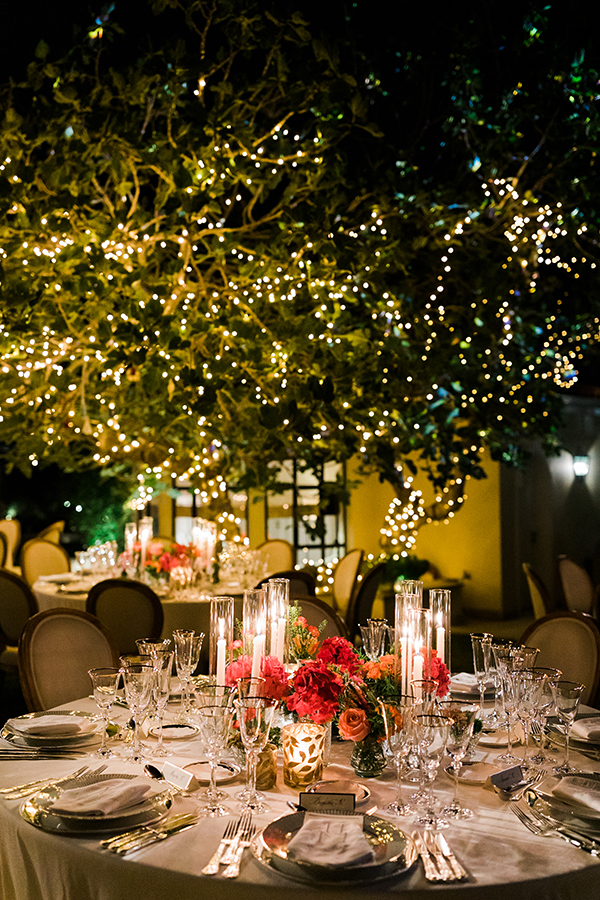 glamorous-wedding-party-fairy-lights-elegant-details_04