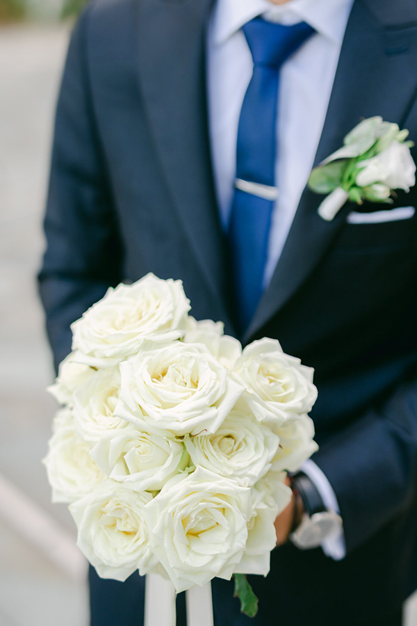 romantic-wedding-athens-white-florals_14