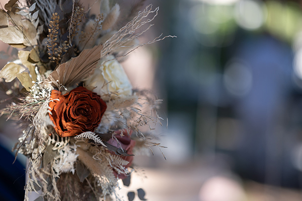 stunning-fall-wedding-baptism-athens-dried-flowers_05