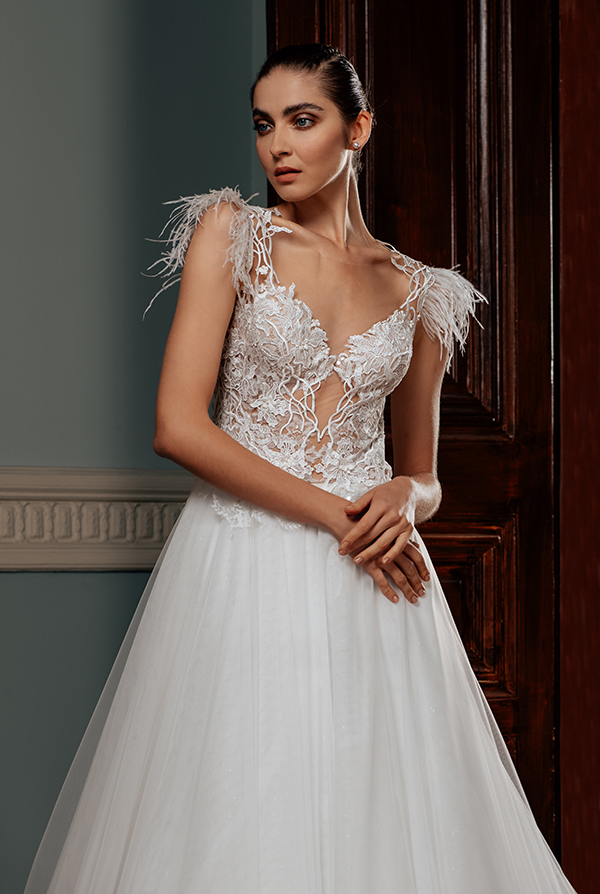 stylish-wedding-dresses-stunning-feminine-bridal-look_01