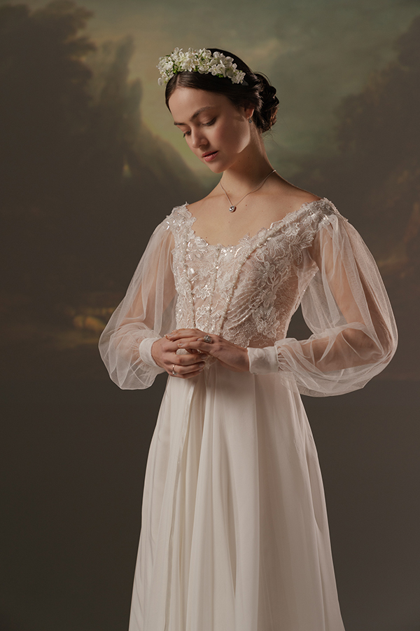ultra-elegant-wedding-dresses-romantic-details_04