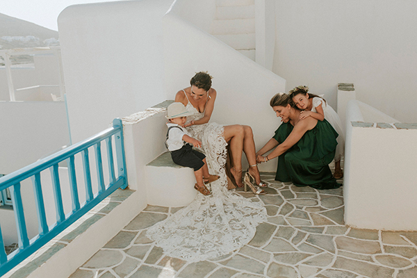 bohemian-wedding-folegandros-island-pampas-grass_12x