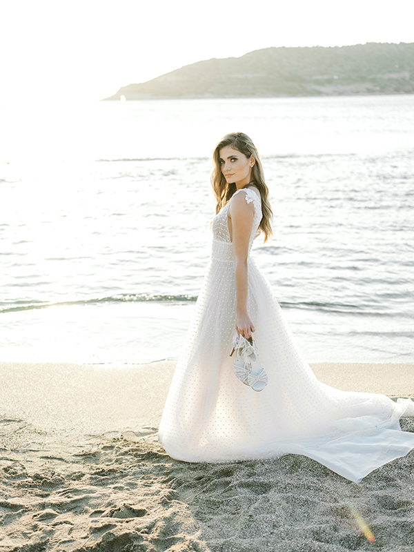 dreamy-beach-styled-shoot-most-romantic-details_09